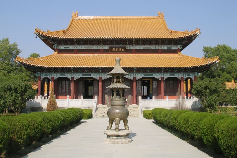 Lumbini: The Complete Practical and Historical Guide