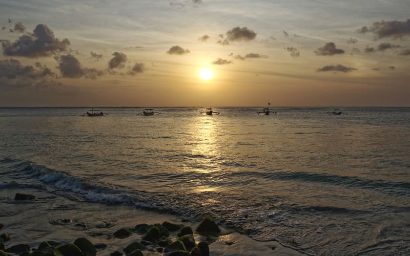 Bali: Ubud, the Temples and the Sea