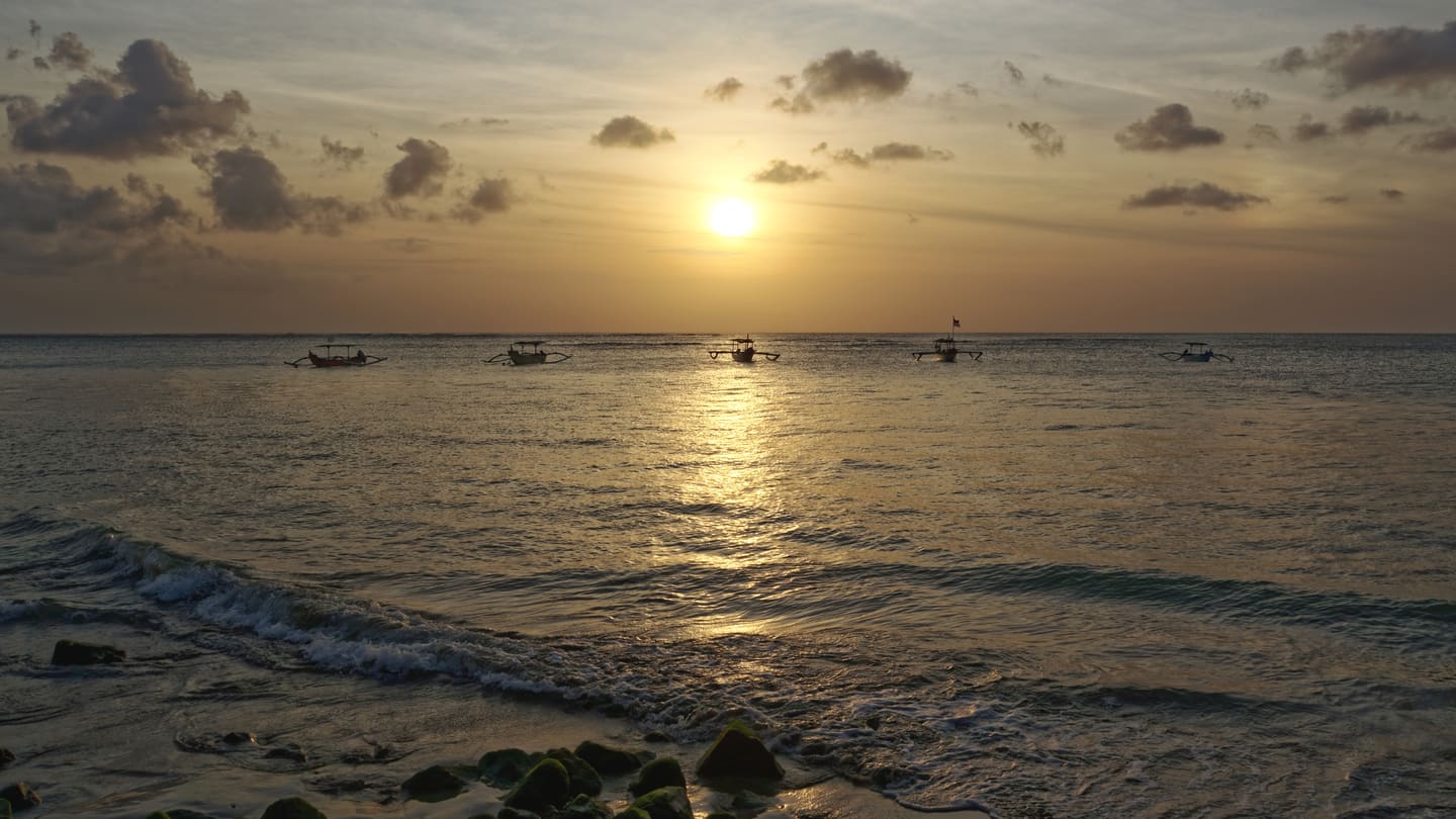 Bali: Ubud, the Temples and the Sea